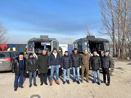 Польська делегація відвідала виробництво всюдиходів SHERP в Україні