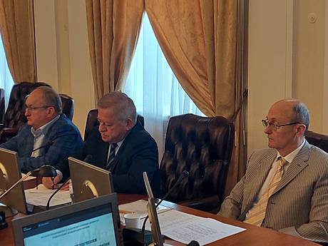 Співпраця системного бізнесу, науки і міжнародних інвесторів: у Києві стартувала робота Ради з відбудови України