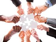 Україні слід робити ставку на власні сили та співпрацю із ЄС і світом