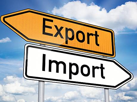 Експорт падає, імпорт росте: як держава може допомогти