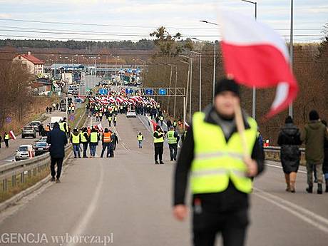 А.Кінах: ситуація на кордоні із Польщею потребує залученості прем'єрів, президентів України і Польщі, а також Єврокомісії