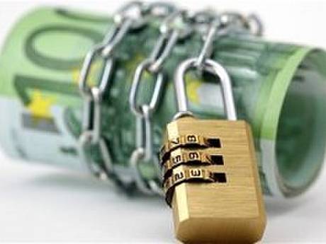 Реструктуризація держборгу має супроводжуватися посиленням економіки