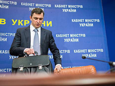 Апостроф//«Може, це і не принесе грошей до бюджету, але ці гроші стануть офіційними» [ожидает перевода]