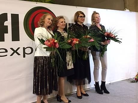 В Киеве - буйство цветов