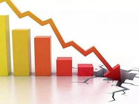 Деградация государственных институтов власти углубляет кризисные явления в стране