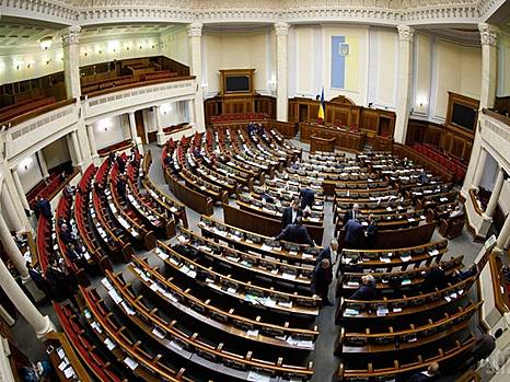 Парламенту надо начать с недопущения углубления деиндустриализации