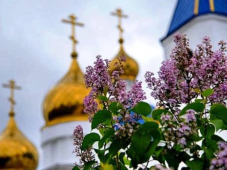 Поздравляем со светлым праздником Христова Воскресения!