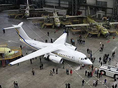 Поздравляем «Антонов» с 75-летием!