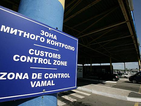 На таможне остаются проблемы с оформлением грузов