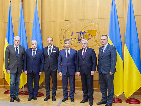 УСПП, ТППУ, другие деловые объединения подписали с МИД Украины меморандум о совместном содействии экспортерам