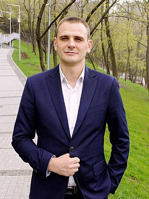 Устинов Сергей Сергеевич