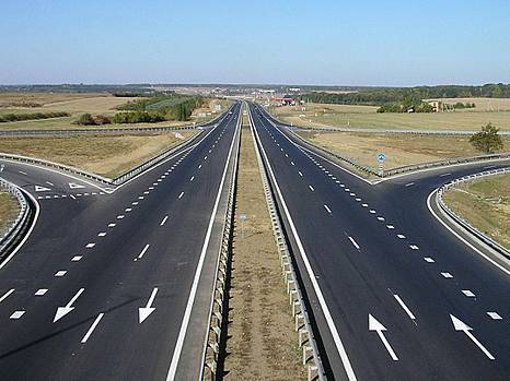 Национальная транспортная стратегия-2030 должна предусматривать локализацию производства и загрузки украинских заводов