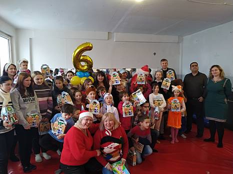 Харьковское РО УСПП поздравило детей из многодетных семей с зимними праздниками