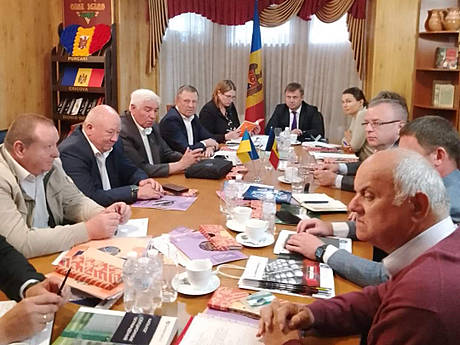 Деловые круги Украины встретились с послом Молдовы