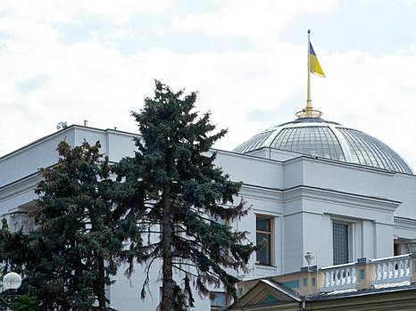 Депутаты вслед за УСПП призвали НБУ разрешить украинскому бизнесу единоразово поменять рубли, зависшие на счетах