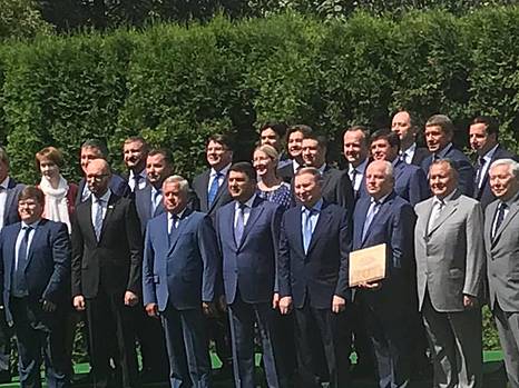 Анатолий Кинах вошел в Совет премьер-министров Украины