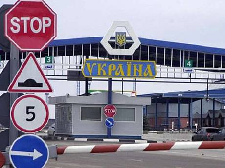Дополнительные пошлины на импорт нужно отменить