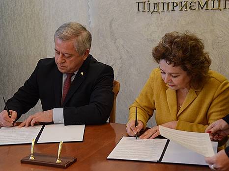 Духовно-нравственные ценности должны быть в центре внимания
