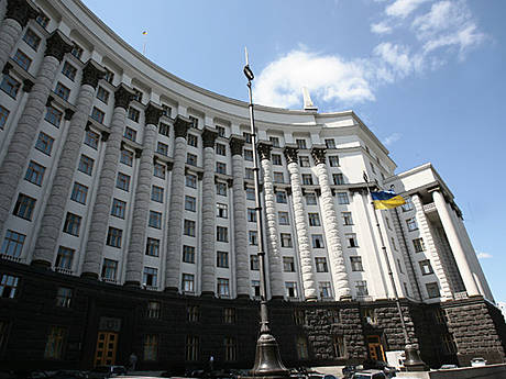 В правительстве промышленно-экономический блок - один из самых слабых